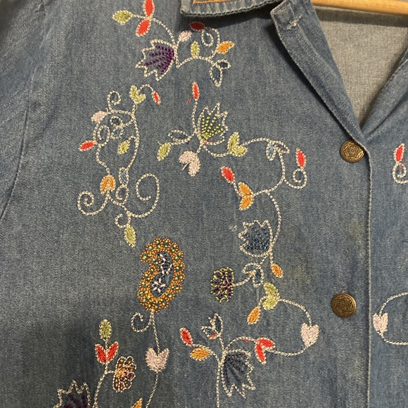 Women's Embroidered Denim Cortagecore Long Sleeve Shirt Floral Boho Y2K Chambray - Picture 10 of 13
